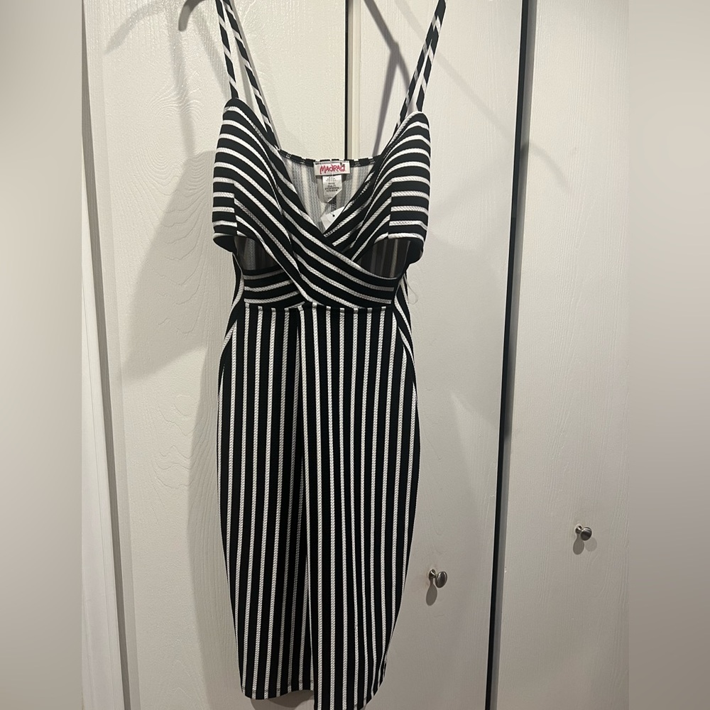 Sleeveless Cut-Out Bodycon Dress - Size L